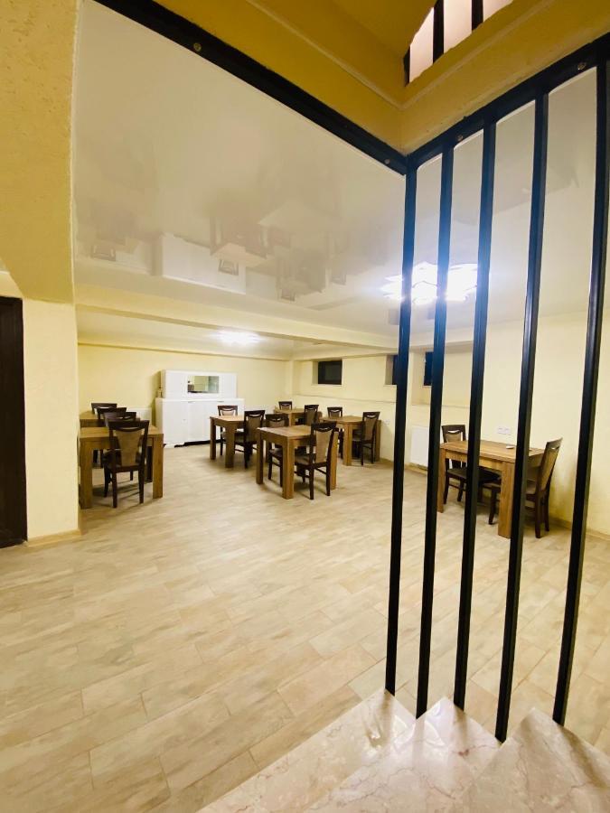 Hotel Sunrise Kutaisi Zewnętrze zdjęcie