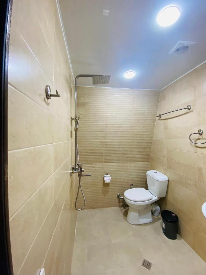 Hotel Sunrise Kutaisi Zewnętrze zdjęcie