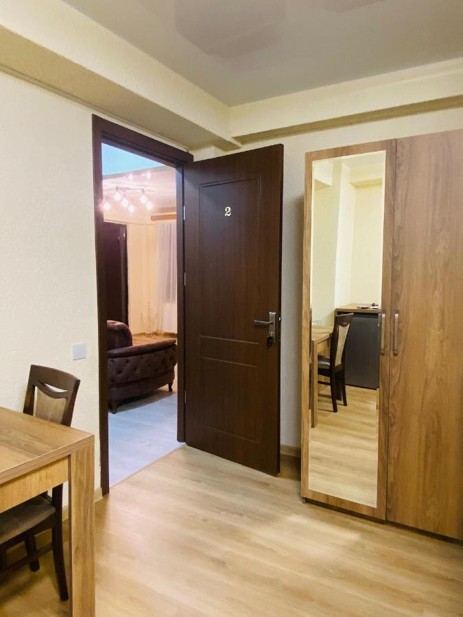 Hotel Sunrise Kutaisi Zewnętrze zdjęcie