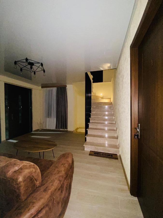 Hotel Sunrise Kutaisi Zewnętrze zdjęcie