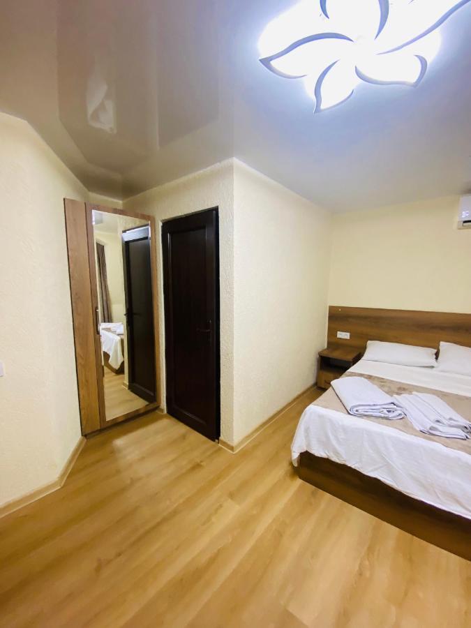 Hotel Sunrise Kutaisi Zewnętrze zdjęcie