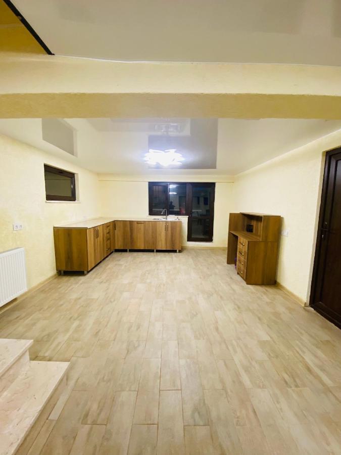 Hotel Sunrise Kutaisi Zewnętrze zdjęcie